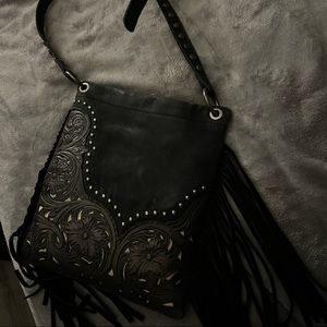 Western black shoulder bag